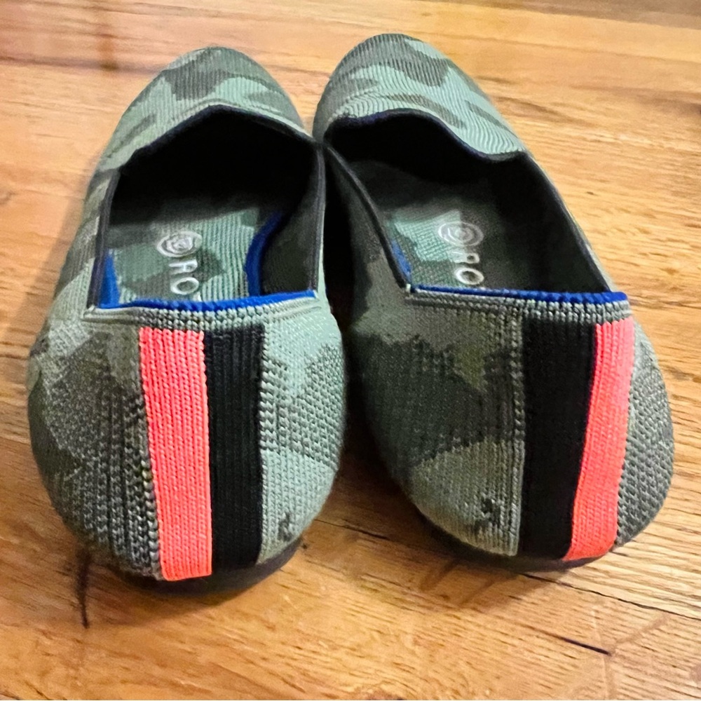 ROTHY'S Women’s Loafer Green Olive Camo Slip On Flats Size 6.5 - Picture 4 of 5